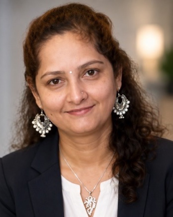 Tejaswini Kulkarni, Proprietor of Arkaya Optics